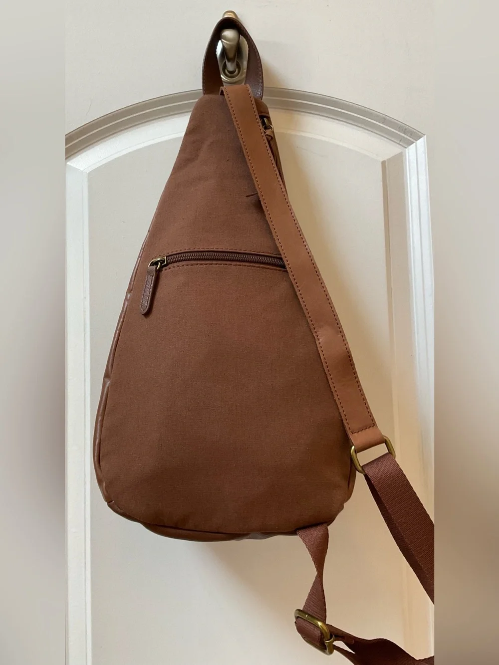 The Sak Geo Sling Backpack - Picture 4 of 15